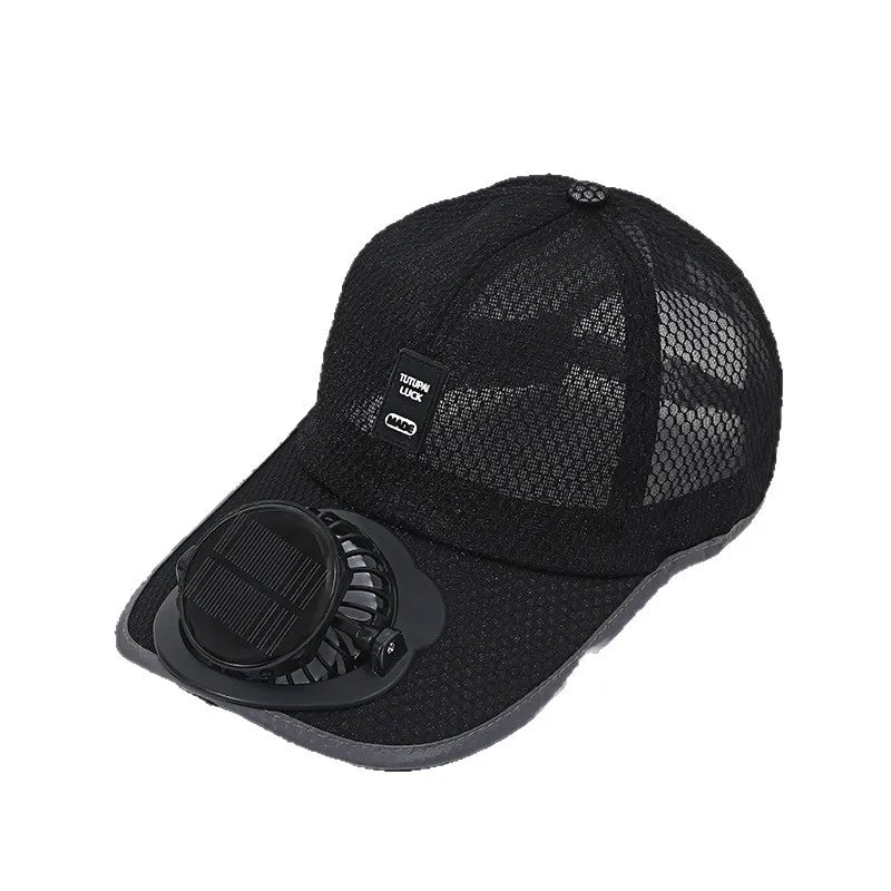 Casquette Ventilateur Solaire
Restez au frais même sous 40°C !
Casquette respirante avec ventilateur intégré, recharge solaire et USB, protection anti-UV, idéale pour la plage, la randonnée, la pêche, le camping et tous vos travaux en extérieur.